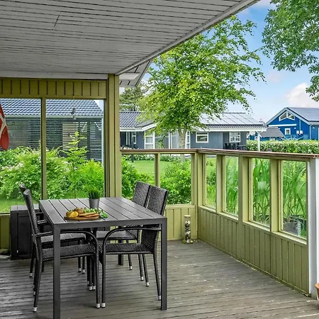 Stunning In Juelsminde With Kitchen Holiday home Sonderby (Midtjylland)