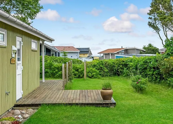 2 Bedroom Awesome In Juelsminde *