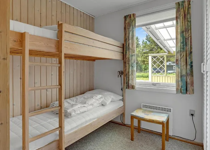 2 Bedroom Awesome In Juelsminde Prázdninový dům Sonderby (Midtjylland)